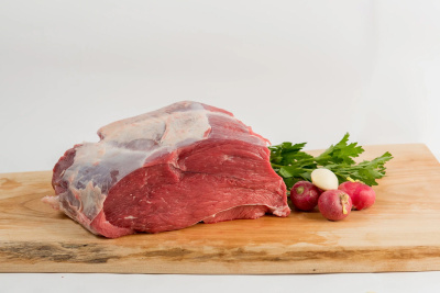 Ik goveje stegno – izbrana kakovost Slovenije (1 kg)